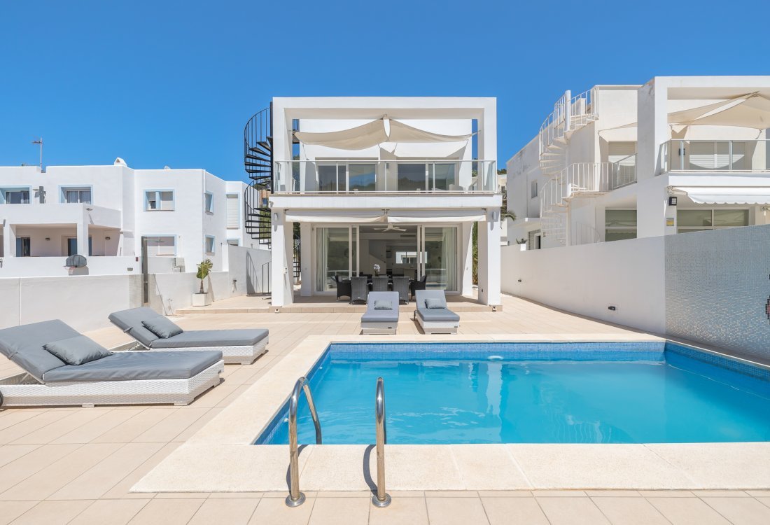 Recently renovated villa with sea and sunset views - 26