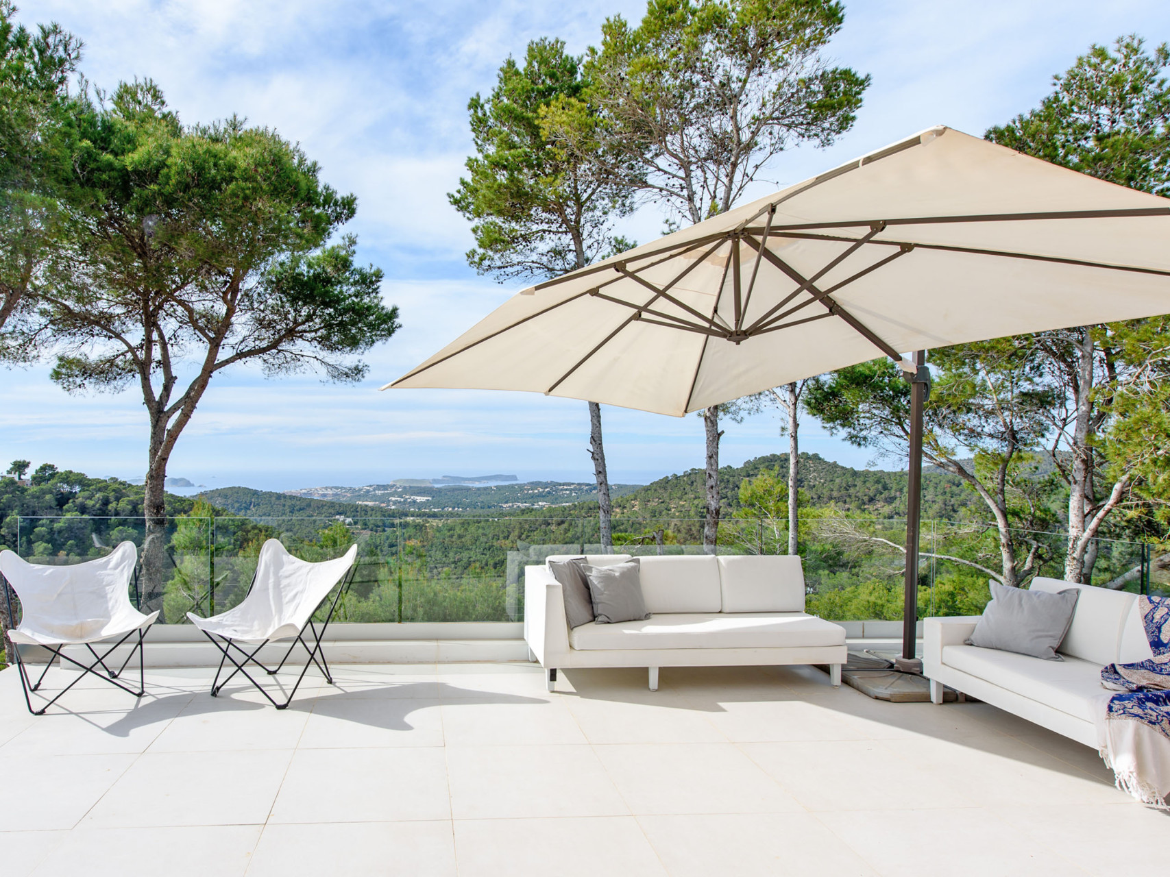 Luxuriöse Villa mit atemberaubendem Meerblick und Sonnenuntergang - 13