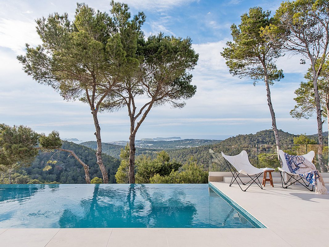 Luxury villa with stunning sea view and sunset - 2