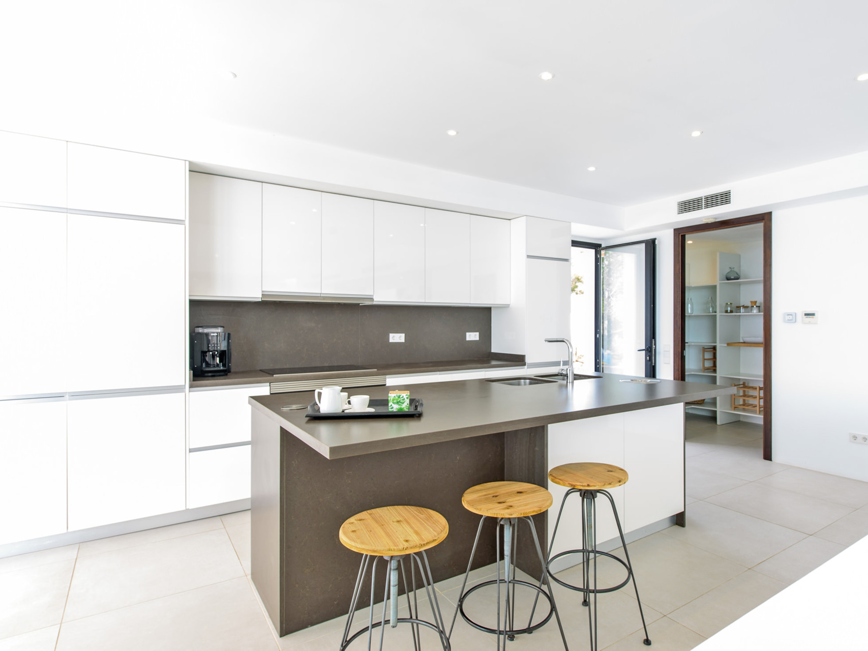 Luxuriöse Villa mit atemberaubendem Meerblick und Sonnenuntergang - 7