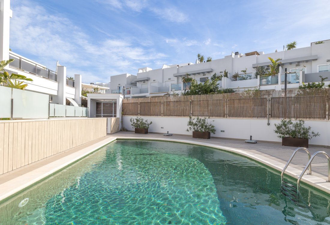 Modern townhouse in prime location - 17