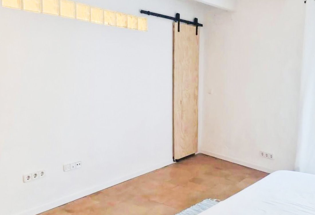 Three apartment property in the old town - 14
