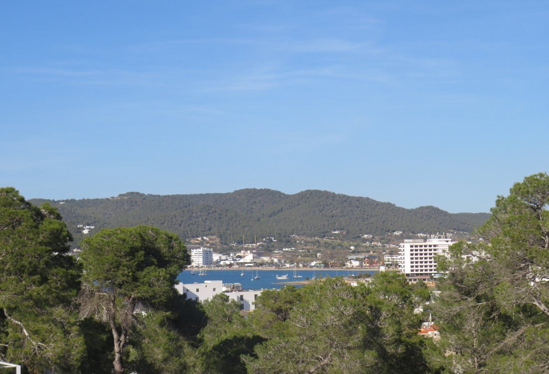 Newly built villa in walking distance to beach - 5