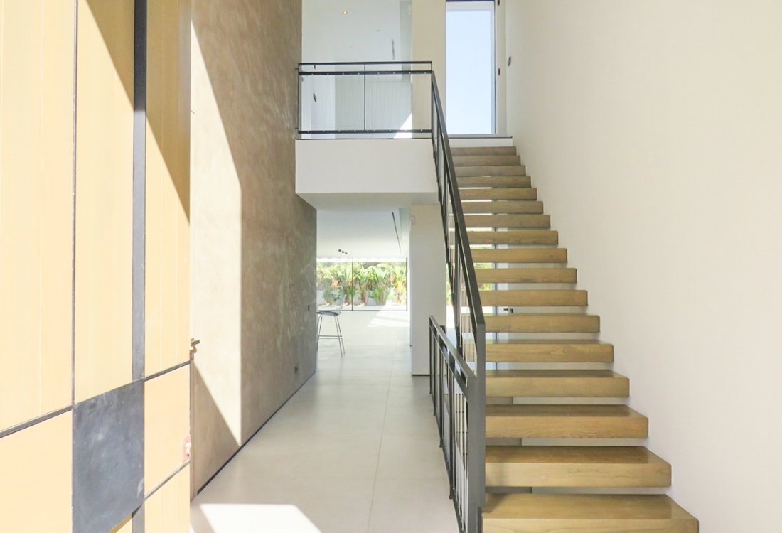Newly built villa in walking distance to beach - 11