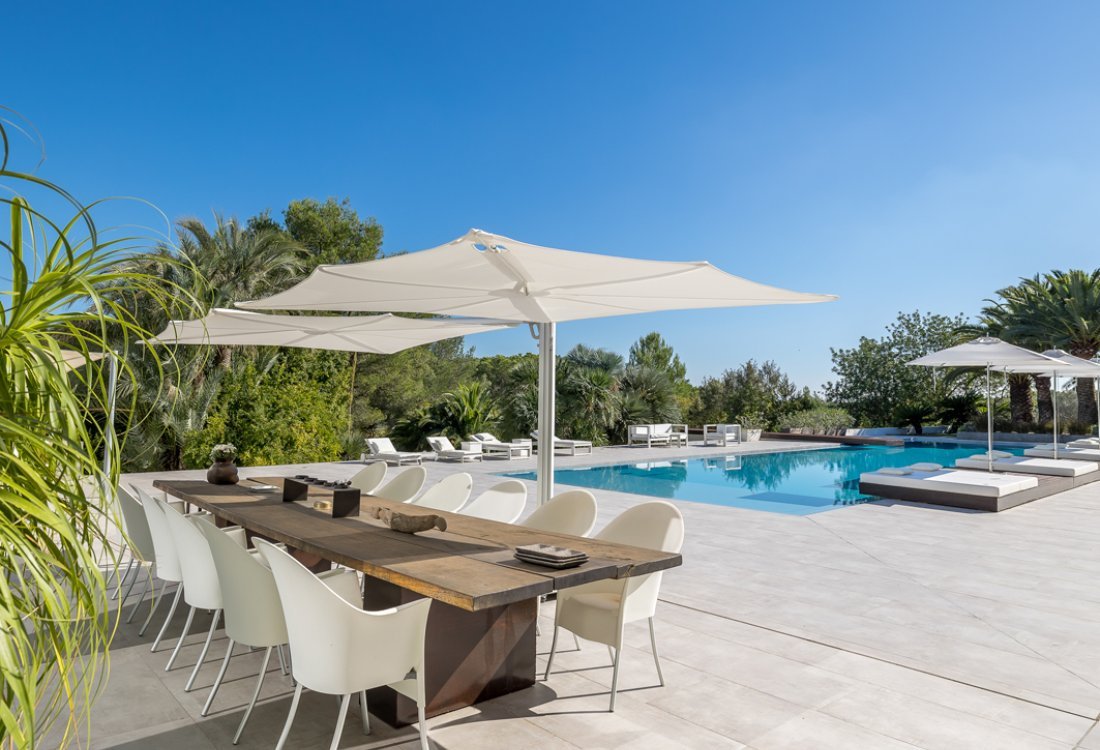 Espectacular villa de diseño en excelente ubicación - 24
