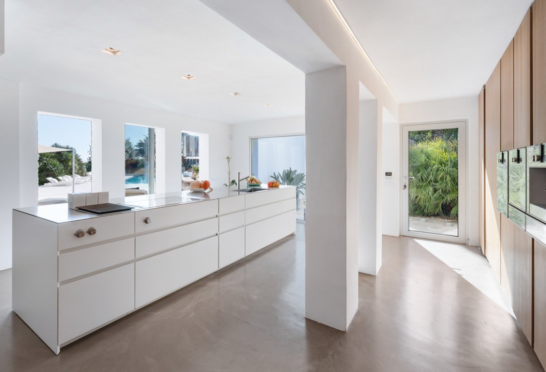 Espectacular villa de diseño en excelente ubicación - 14