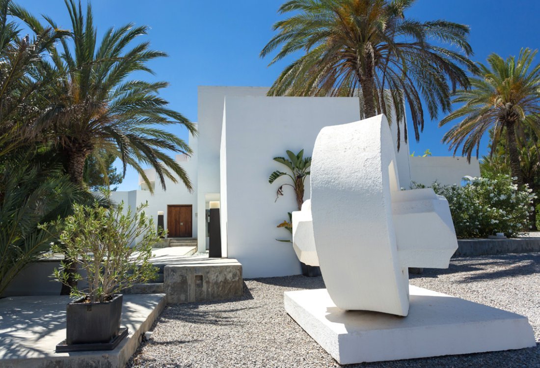 Espectacular villa de diseño en excelente ubicación - 32