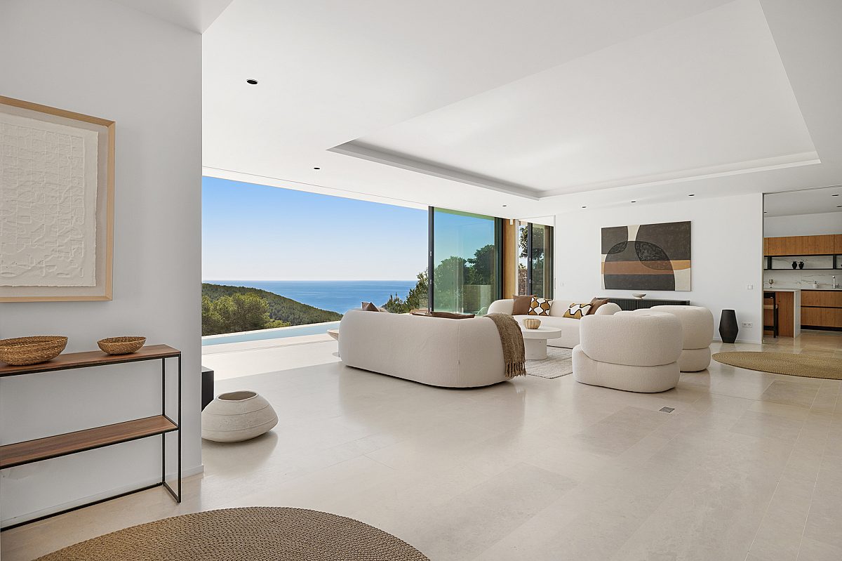 Villa con vistas panorámicas al mar en una urbanización cerrada - 3