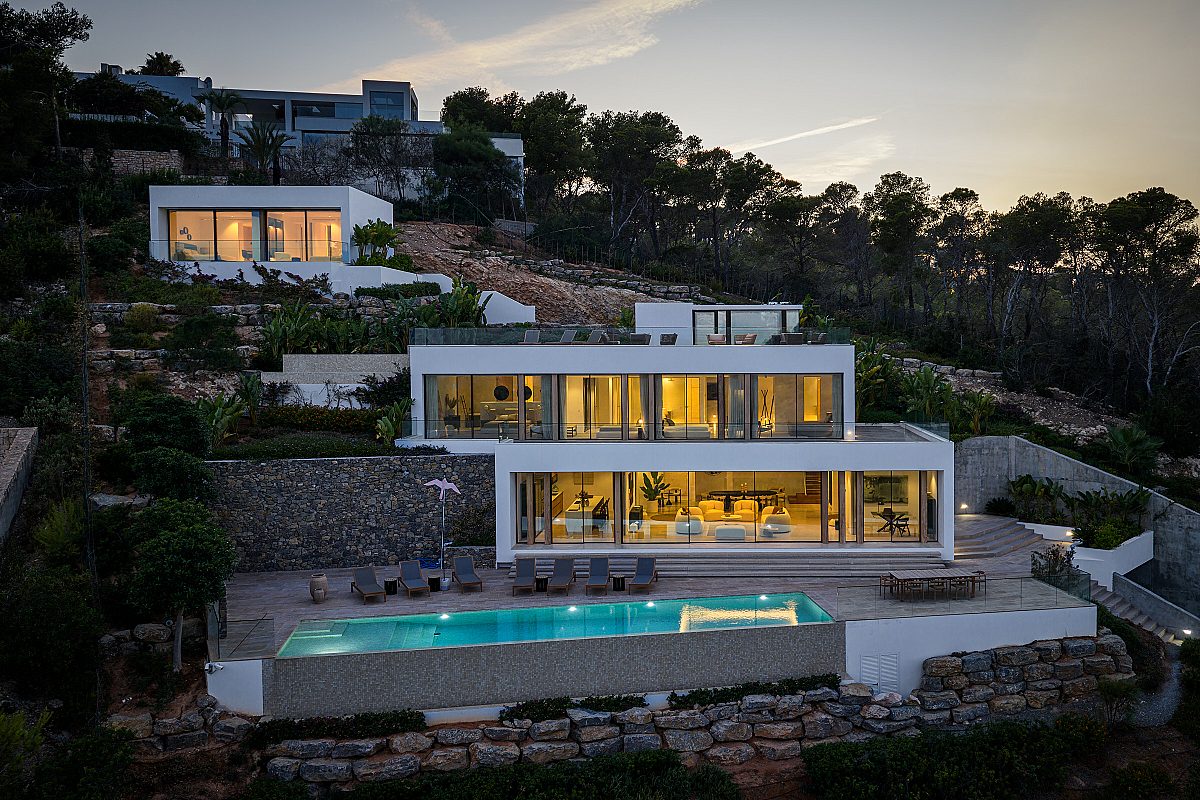 Villa con vistas panorámicas al mar en una urbanización cerrada - 30