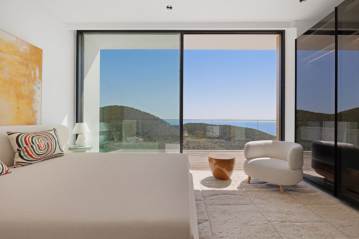 Villa con vistas panorámicas al mar en una urbanización cerrada - 16