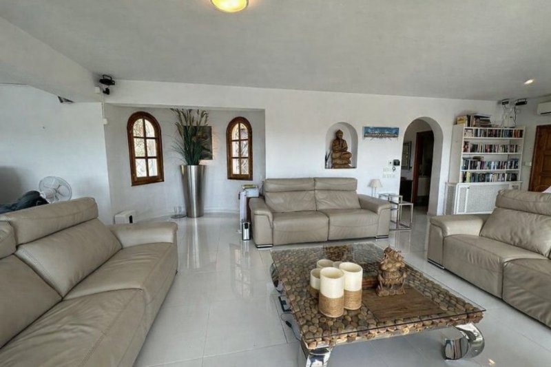 Villa de estilo mediterráneo con vistas al mar - 2