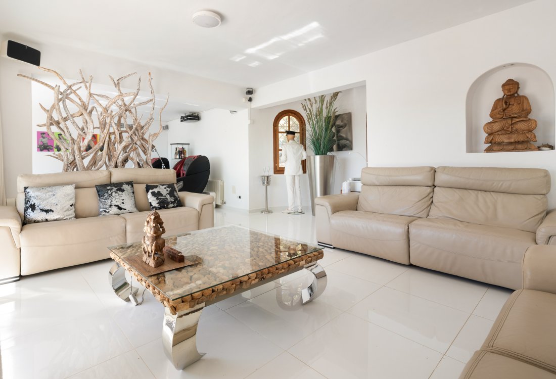 Mediterranean style villa with seaviews - 18