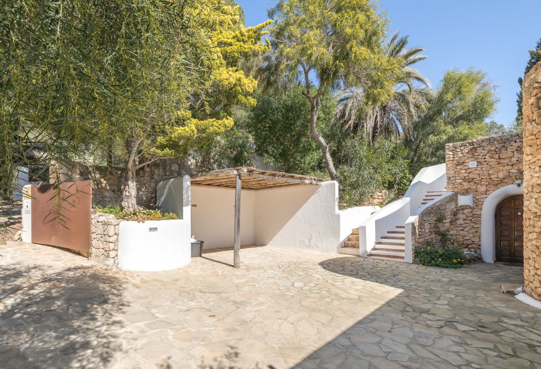 Mediterranean style villa with seaviews - 14