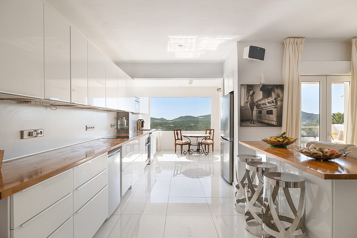 Villa de estilo mediterráneo con vistas al mar - 8