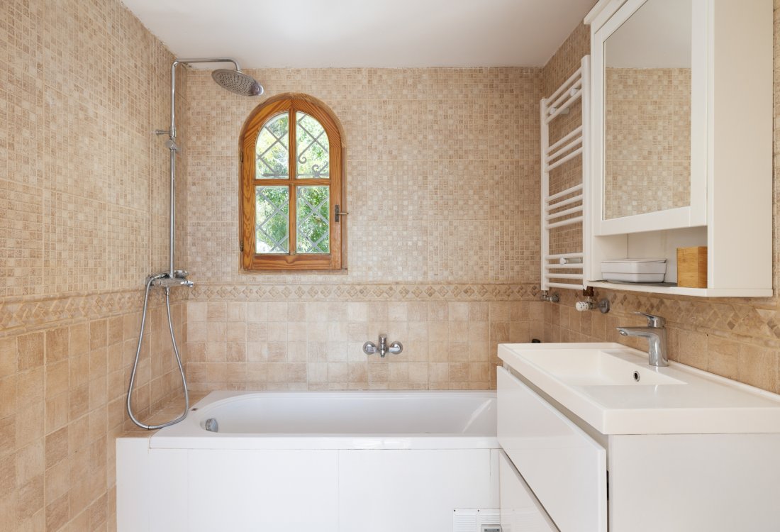 Mediterranean style villa with seaviews - 6