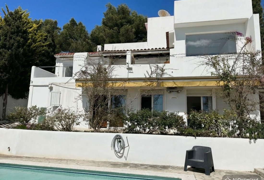 Villa de estilo mediterráneo con vistas al mar - 4