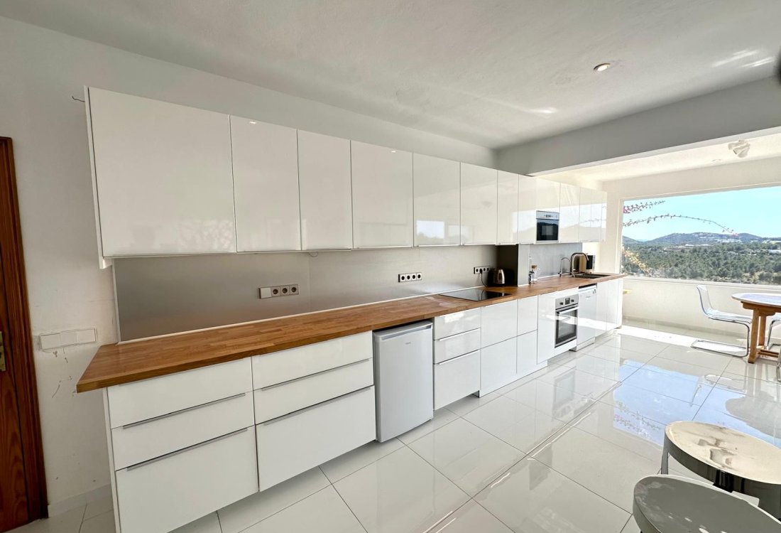 Villa de estilo mediterráneo con vistas al mar - 6