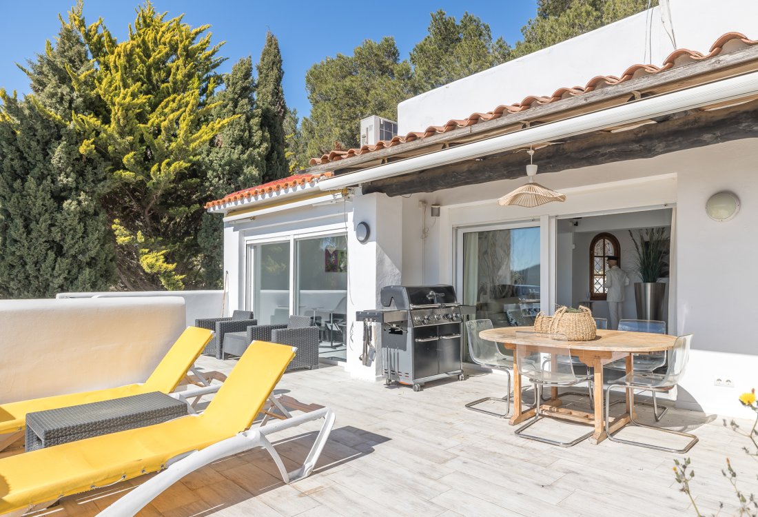 Mediterranean style villa with seaviews - 11