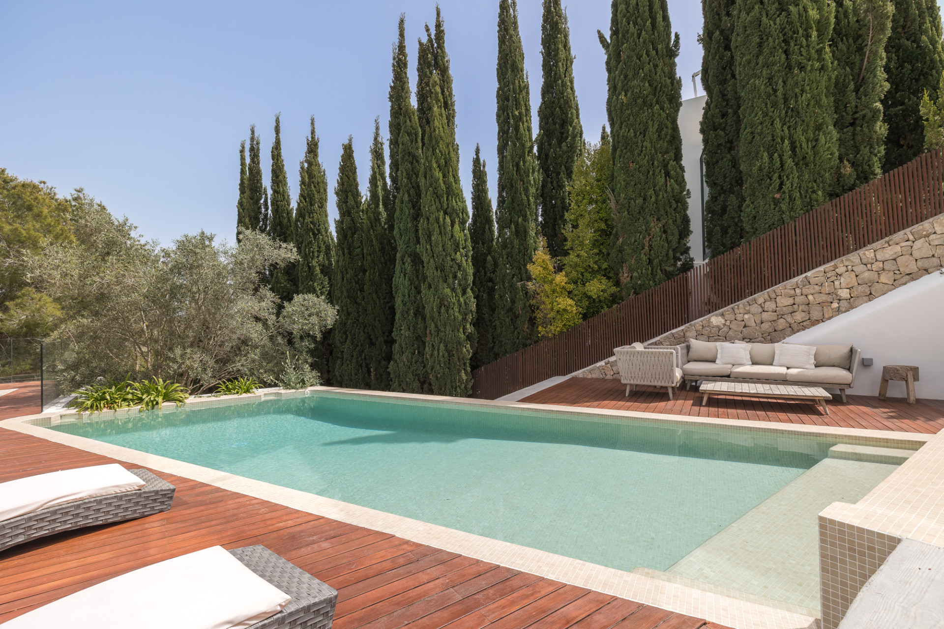 Moderne Villa mit Panoramablick in gesicherter Urbanisation - 12