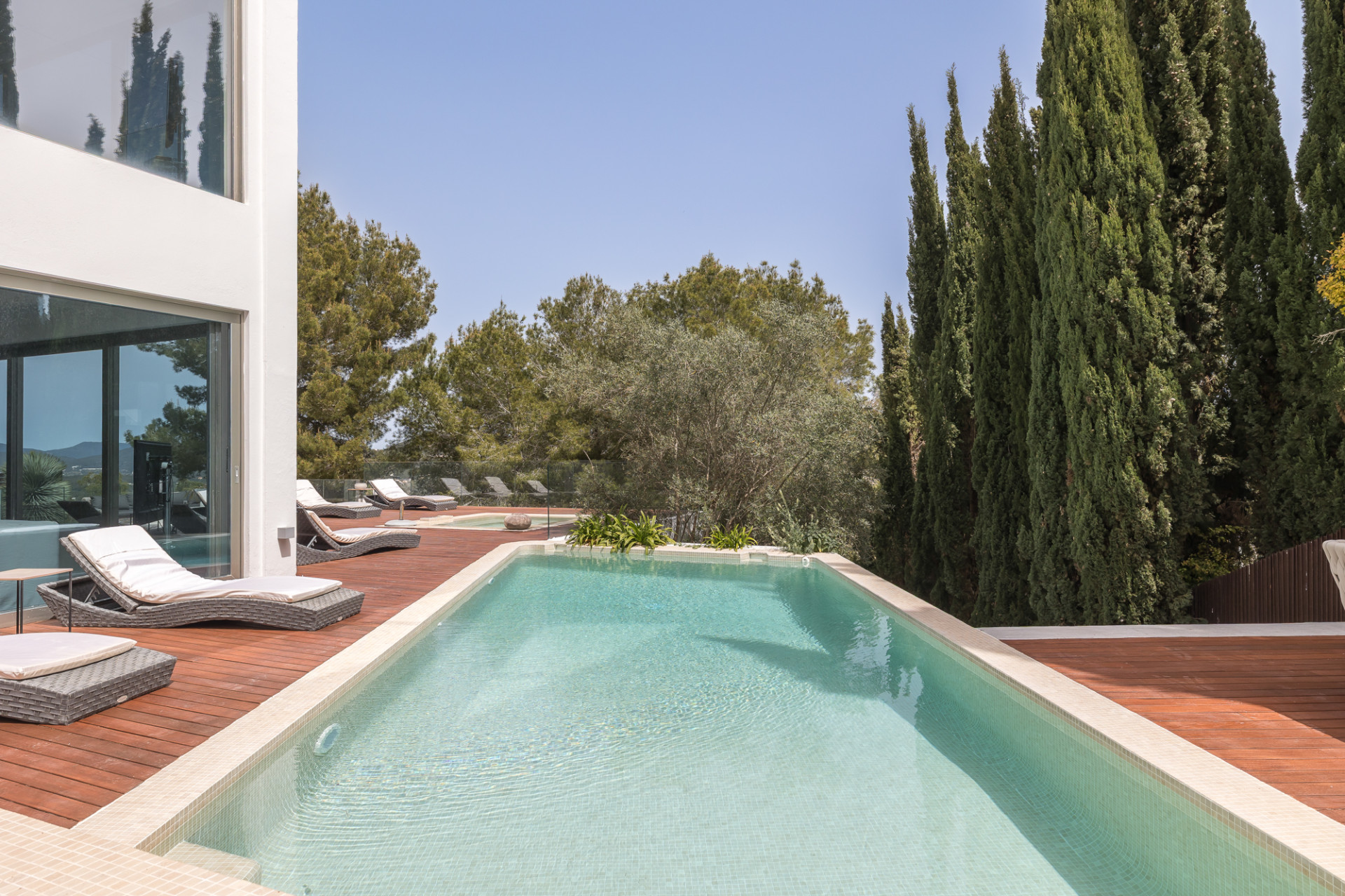 Moderne Villa mit Panoramablick in gesicherter Urbanisation - 17