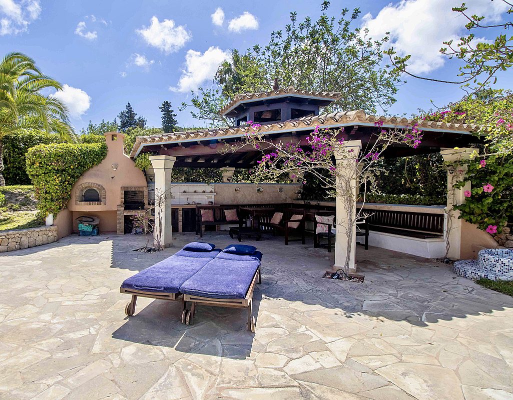Großzügiges Familienhaus im mediterranen Stil Nahe Ibiza Stadt - 4