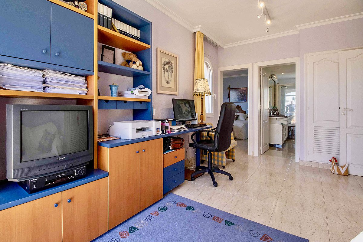 Großzügiges Familienhaus im mediterranen Stil Nahe Ibiza Stadt - 24