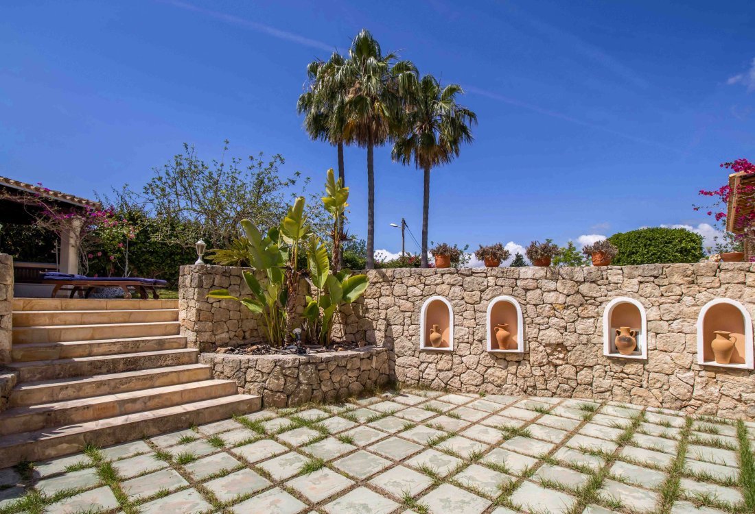 Großzügiges Familienhaus im mediterranen Stil Nahe Ibiza Stadt - 28