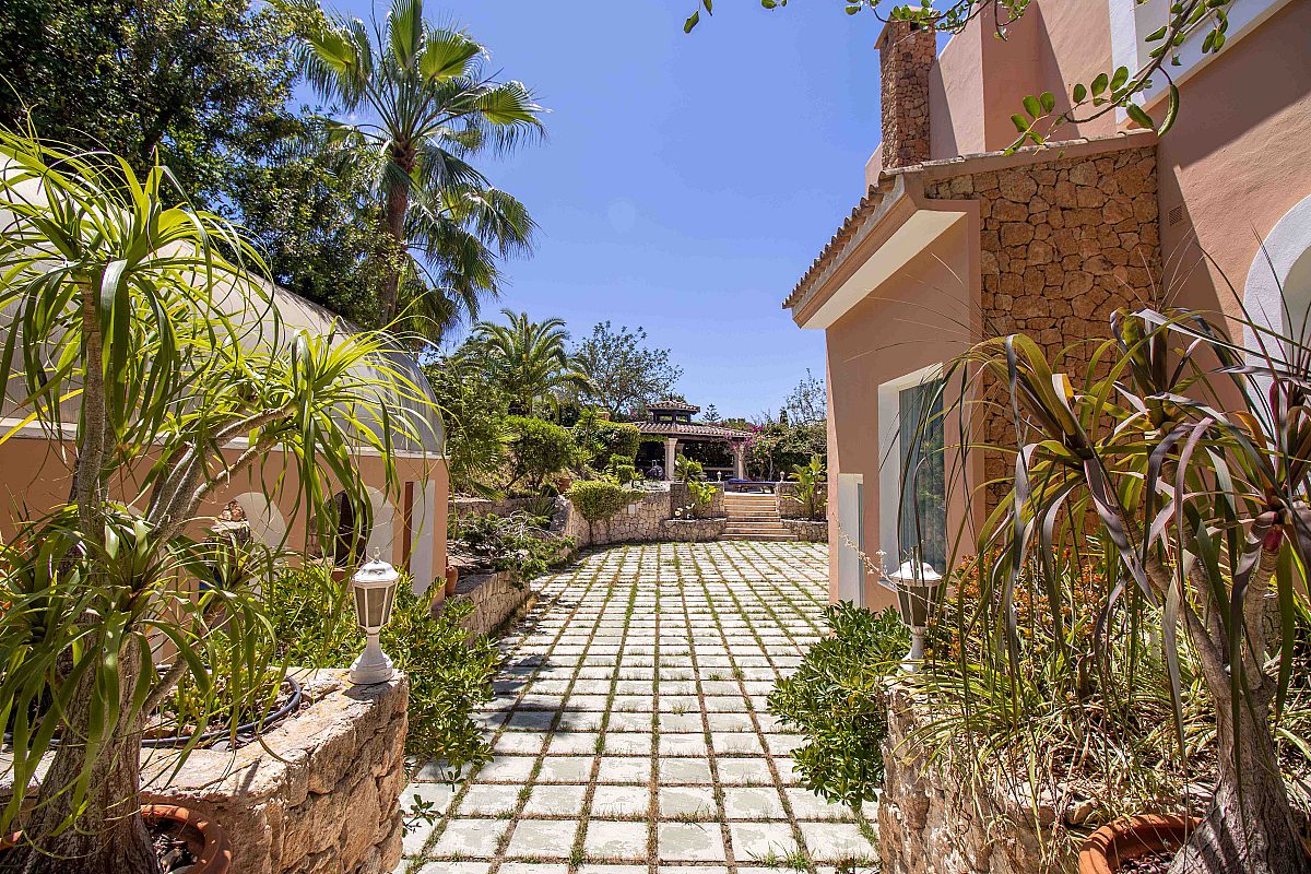 Großzügiges Familienhaus im mediterranen Stil Nahe Ibiza Stadt - 29