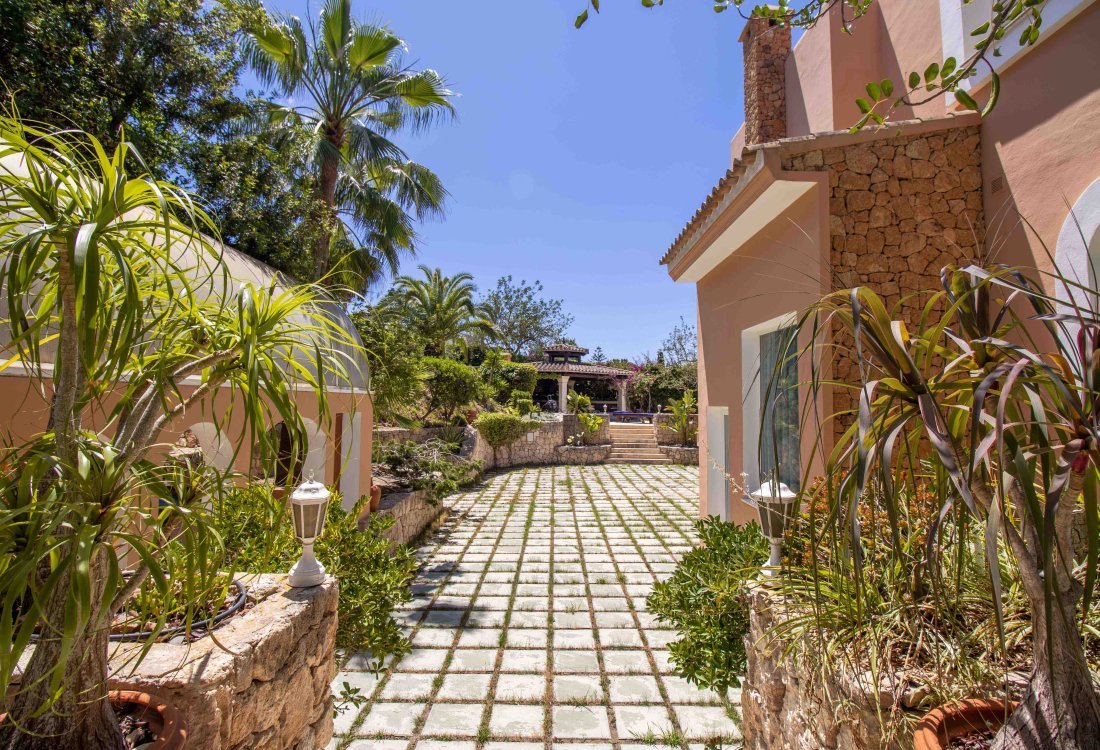 Großzügiges Familienhaus im mediterranen Stil Nahe Ibiza Stadt - 29