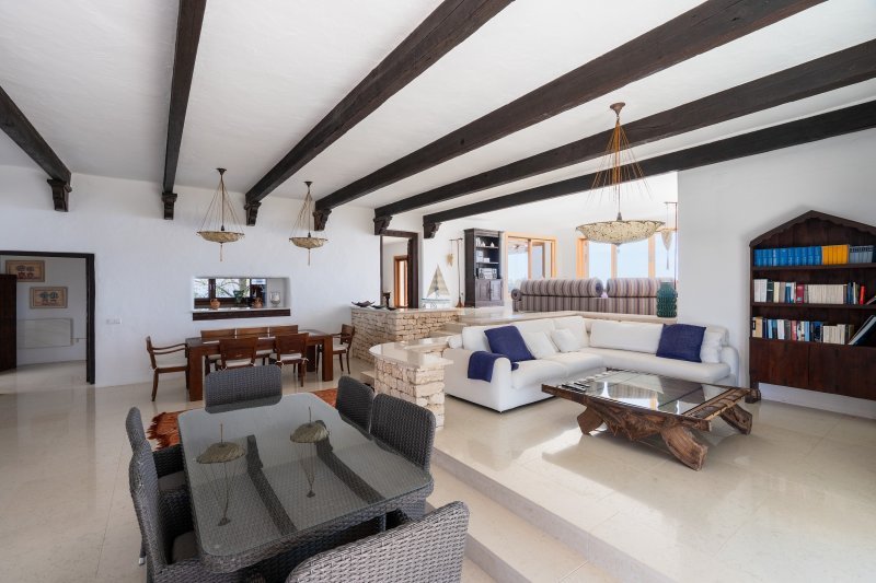 Private peninsula with access to the sea - 4