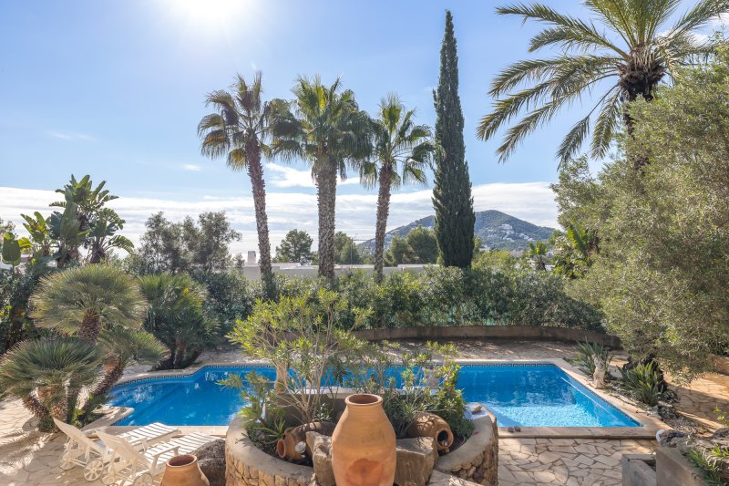 Beeindruckende Villa mit Touristenlizenz und Meerblick - 1