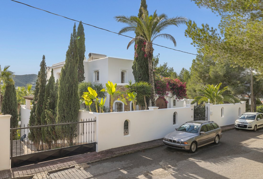 Beeindruckende Villa mit Touristenlizenz und Meerblick - 15