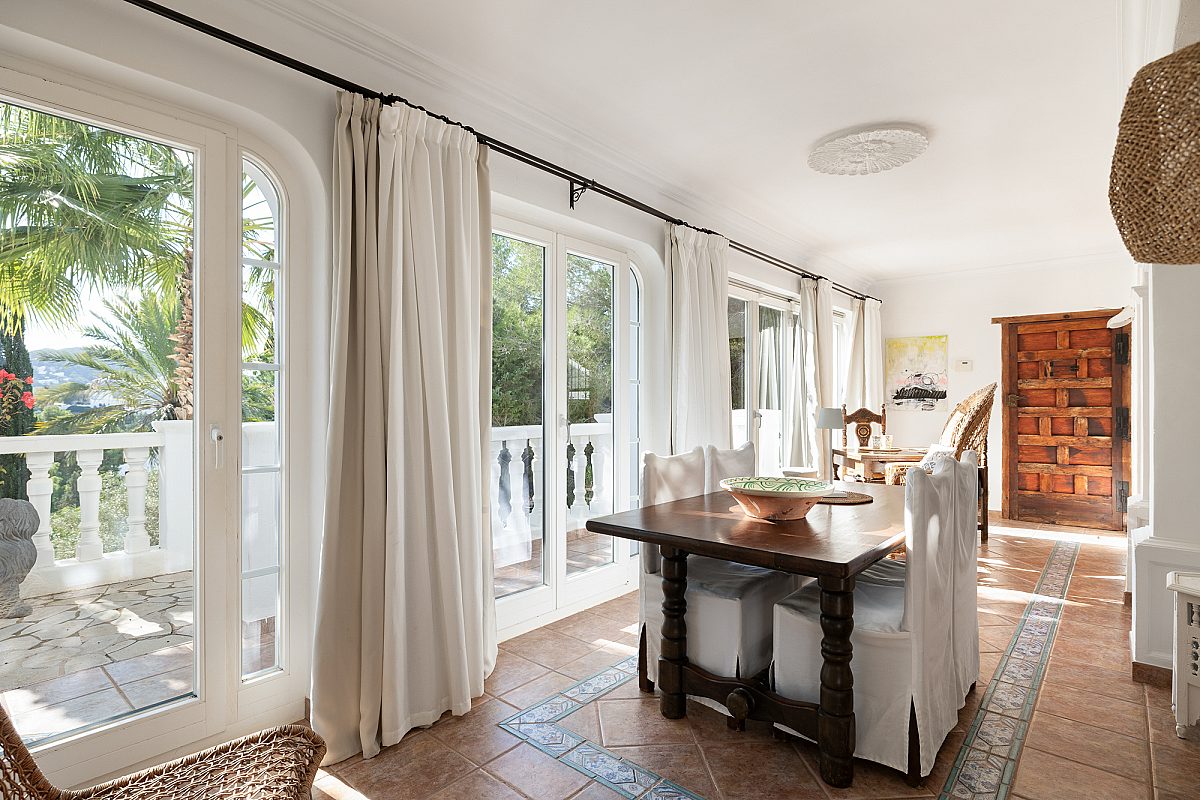 Beeindruckende Villa mit Touristenlizenz und Meerblick - 13