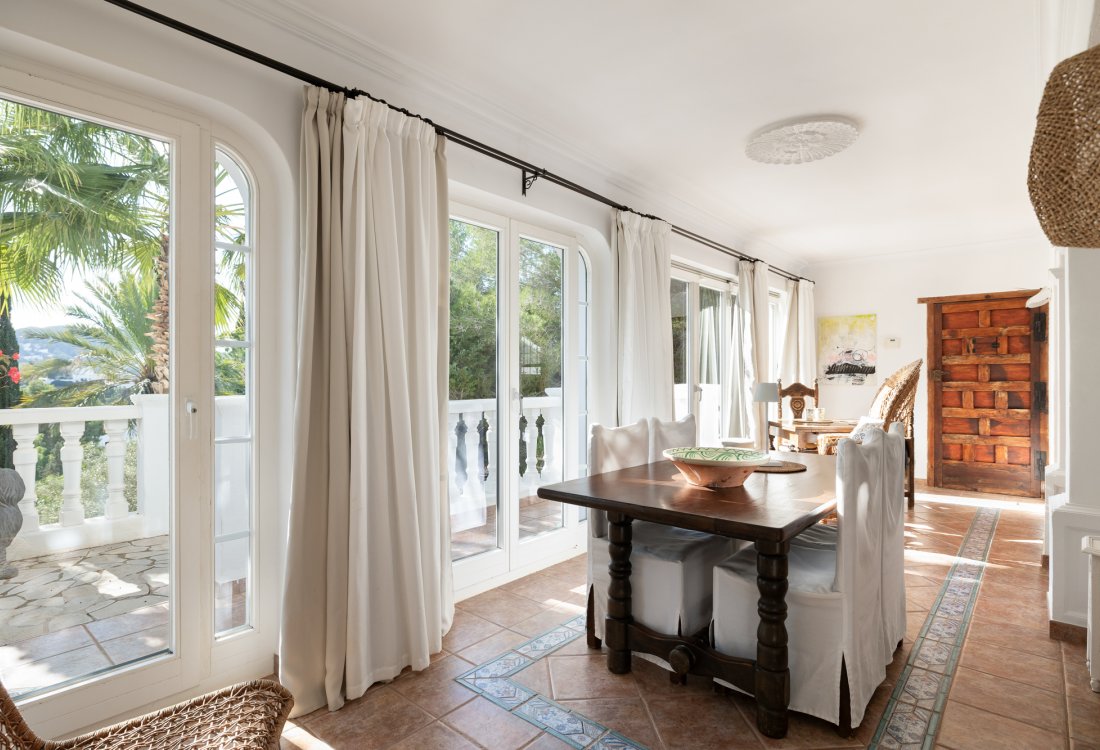 Beeindruckende Villa mit Touristenlizenz und Meerblick - 13