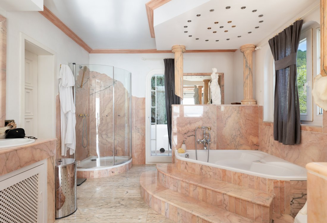 Beeindruckende Villa mit Touristenlizenz und Meerblick - 10