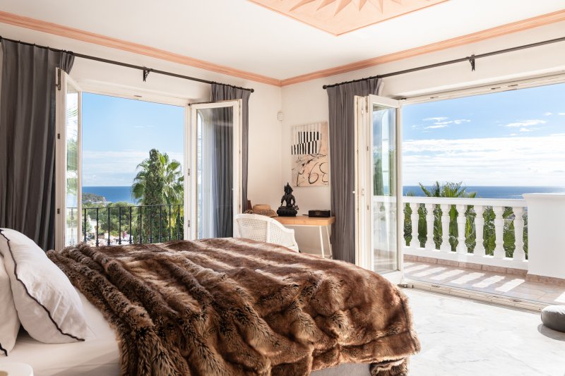 Beeindruckende Villa mit Touristenlizenz und Meerblick - 3