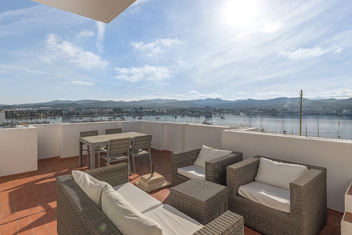 Penthouse in erster Linie zum Hafen mit großer Dachterrasse - 6