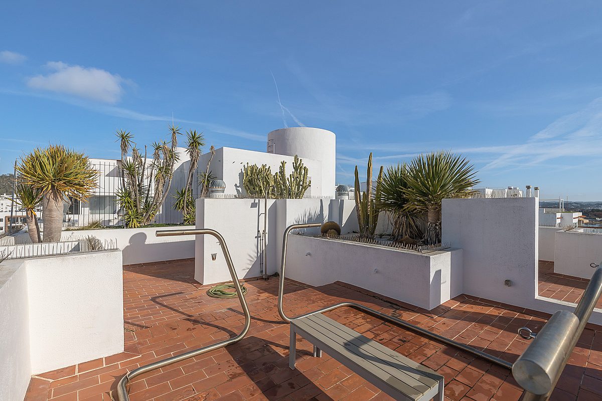 Penthouse in erster Linie zum Hafen mit großer Dachterrasse - 16