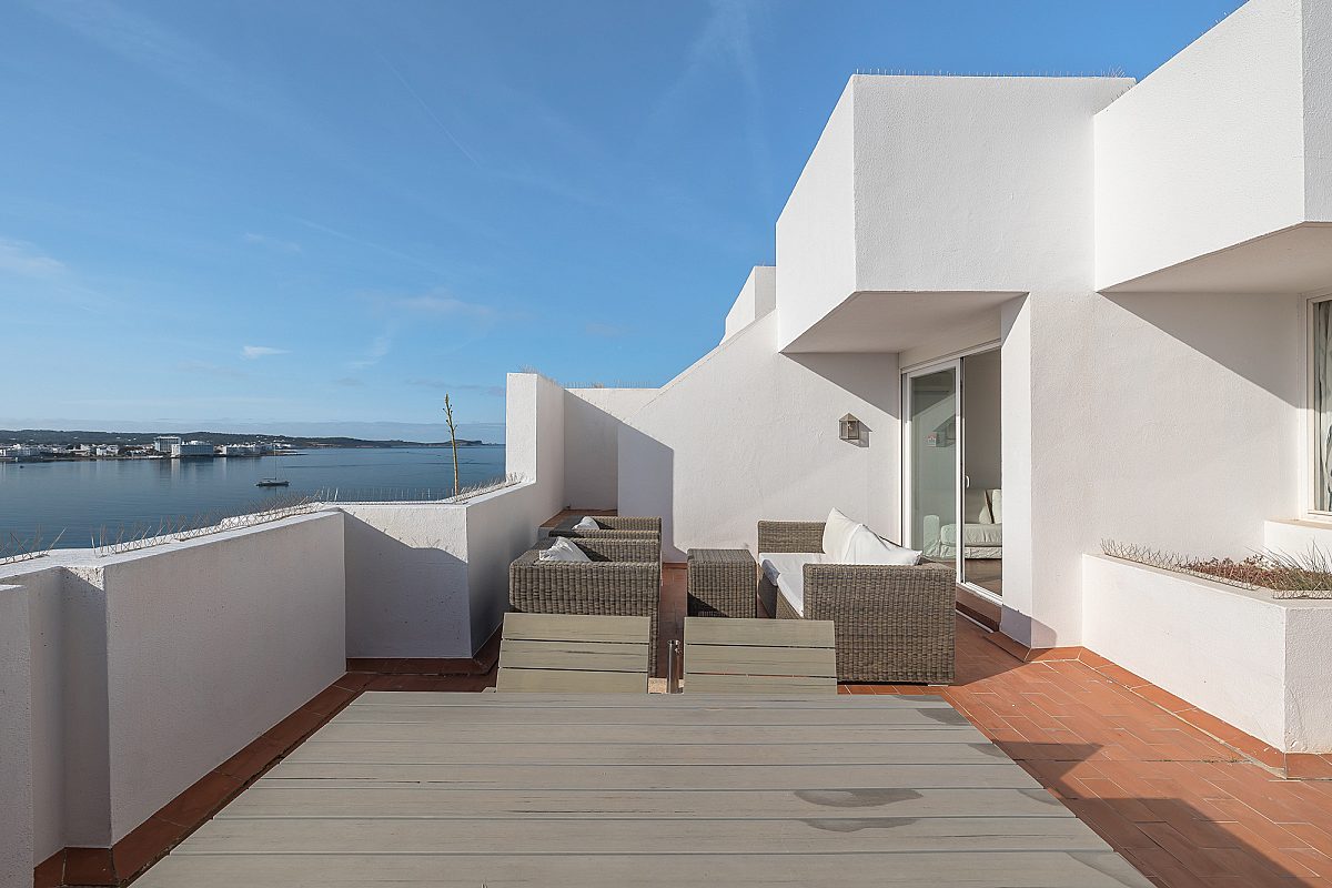 Penthouse in erster Linie zum Hafen mit großer Dachterrasse - 14