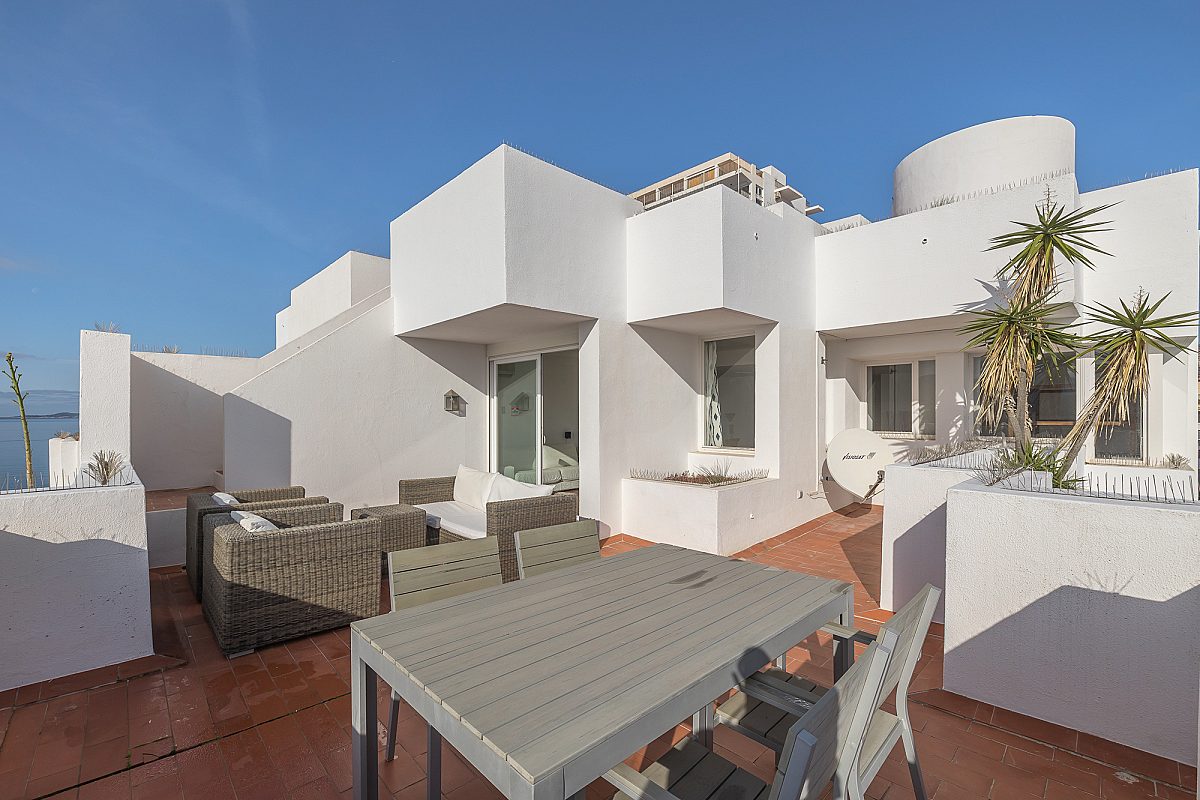 Penthouse in erster Linie zum Hafen mit großer Dachterrasse - 13