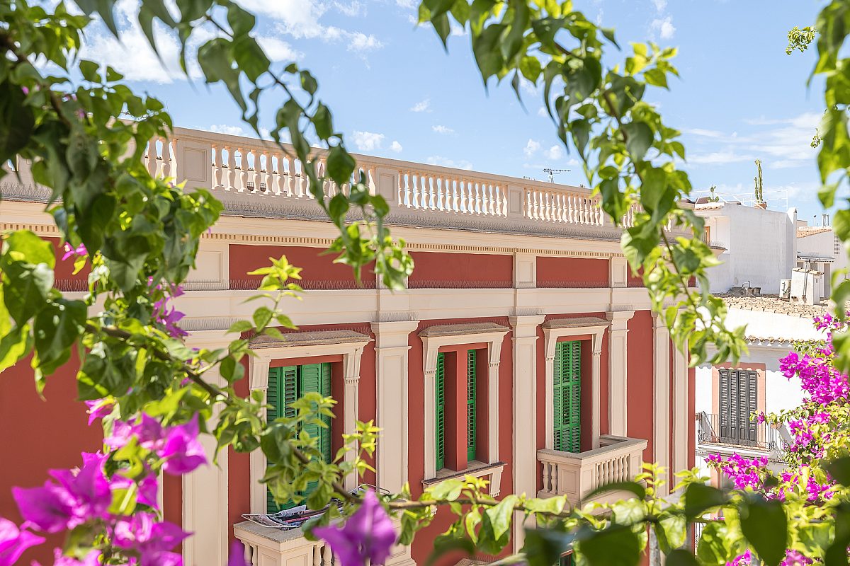 Fully renovated penthouse in prime La Marina location - 13