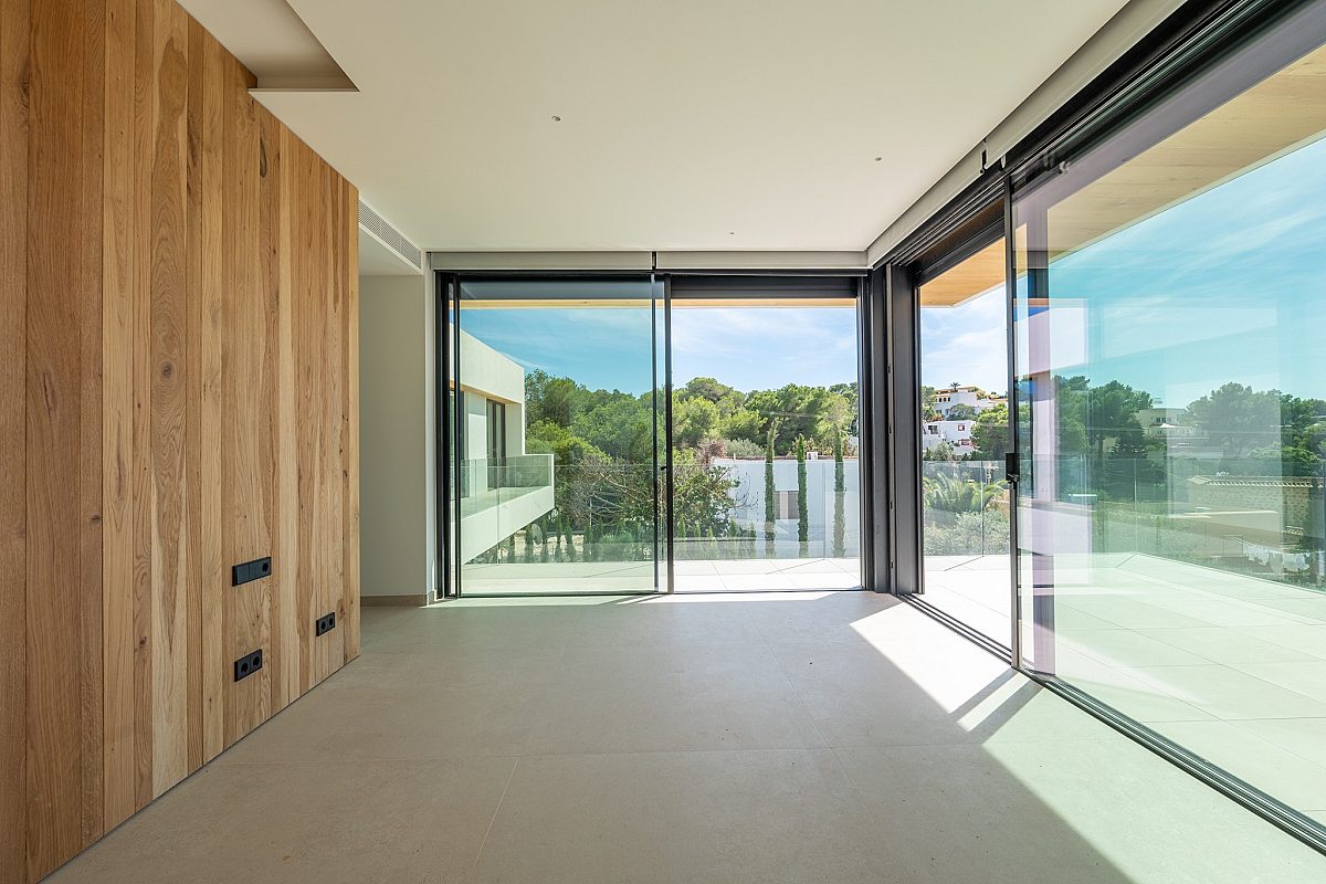 Modern villa in tranquil area - 13