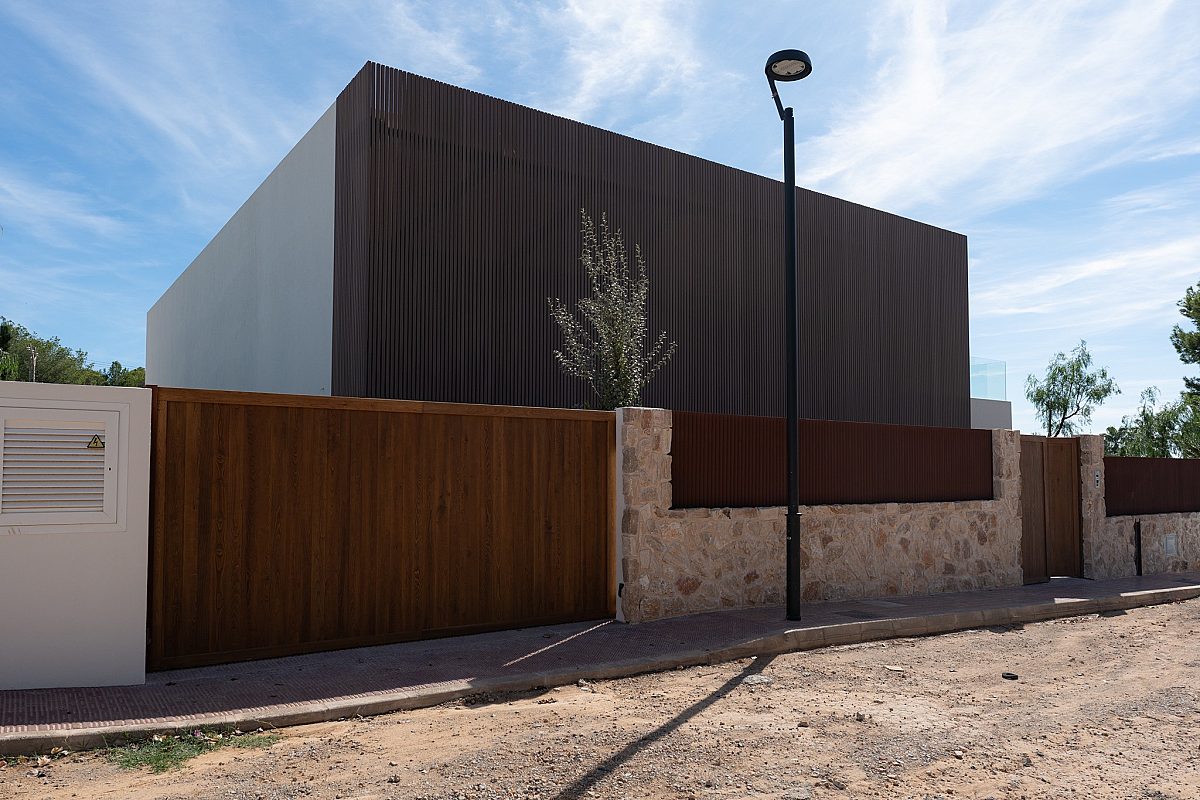 Modern villa in tranquil area - 24