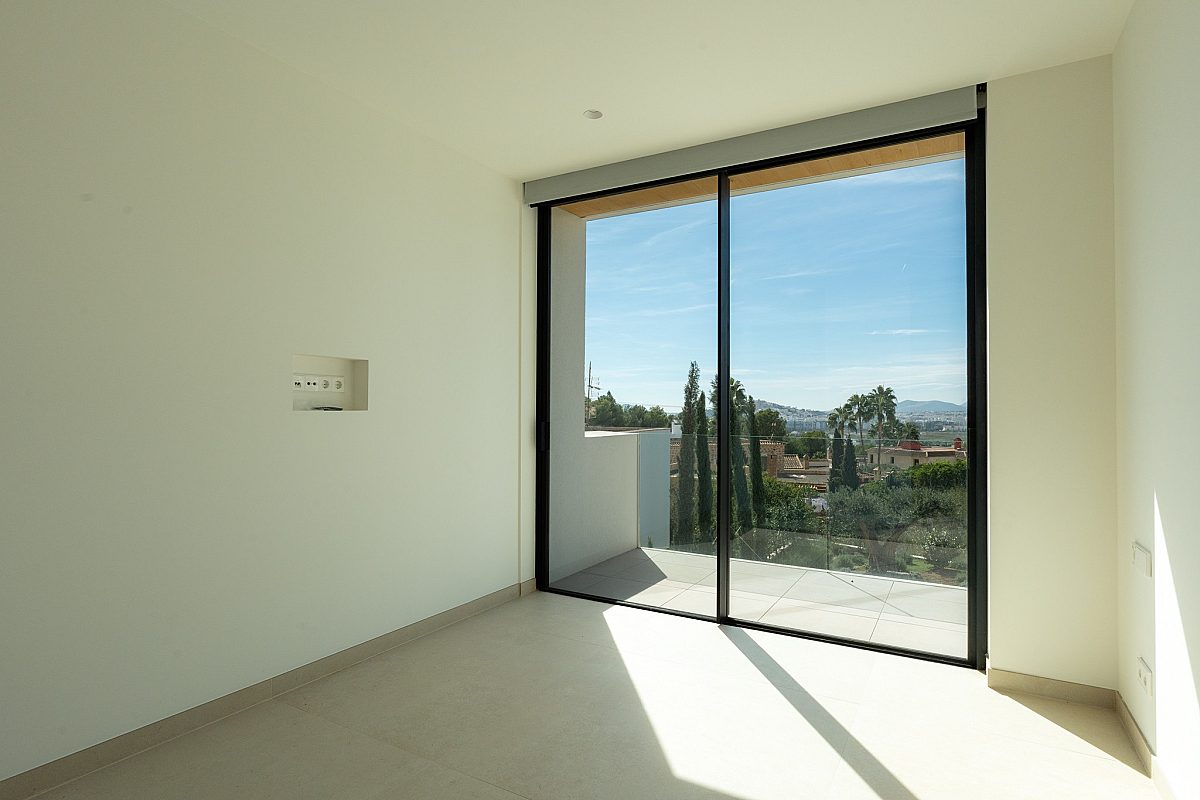Modern villa in tranquil area - 16