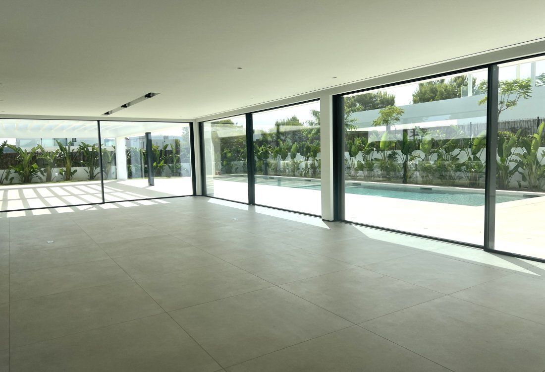 Newly built villa in walking distance to beach - 4