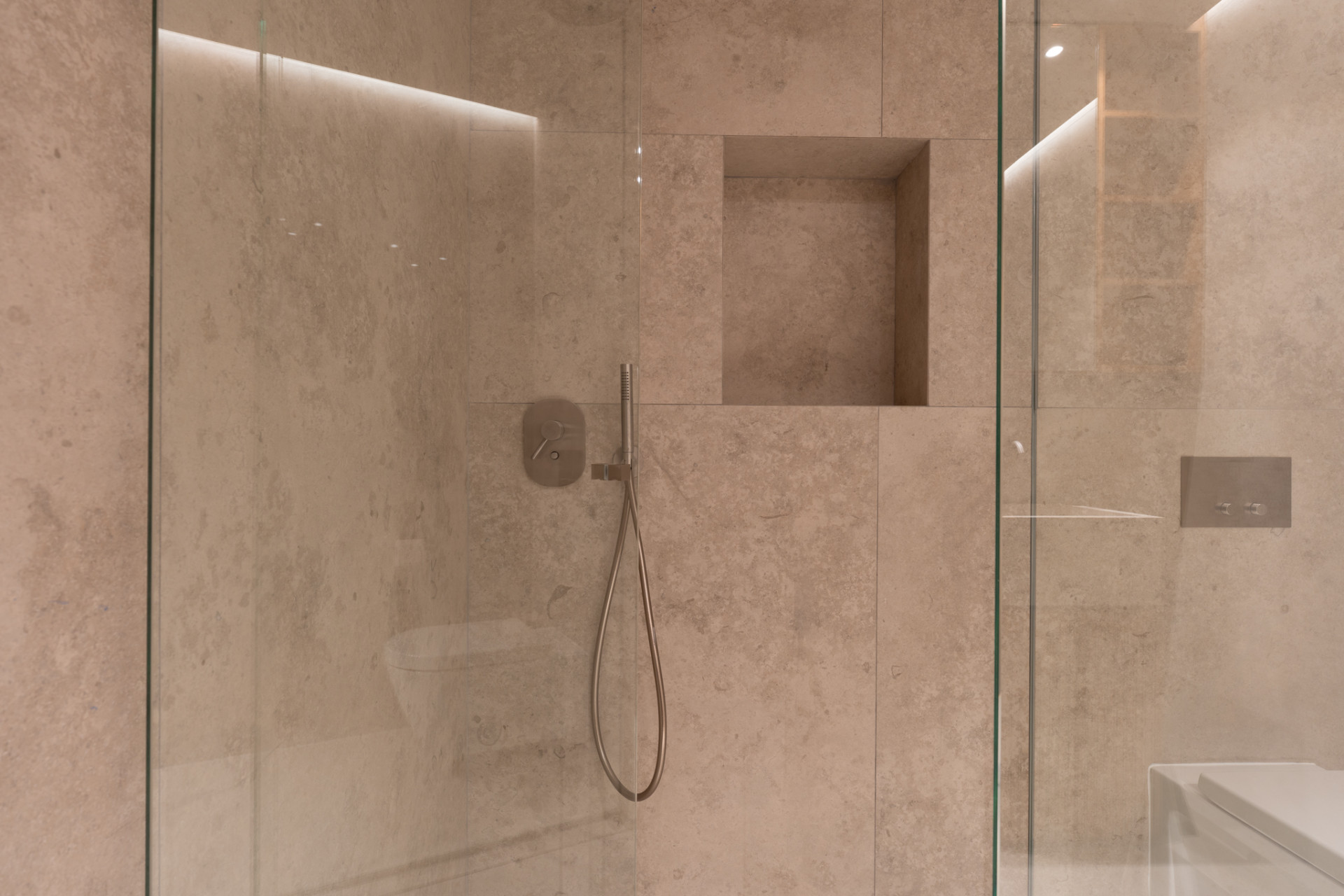 Exklusive Neubau-Villa in Cap Martinet mit Panorama-Meerblick - 14