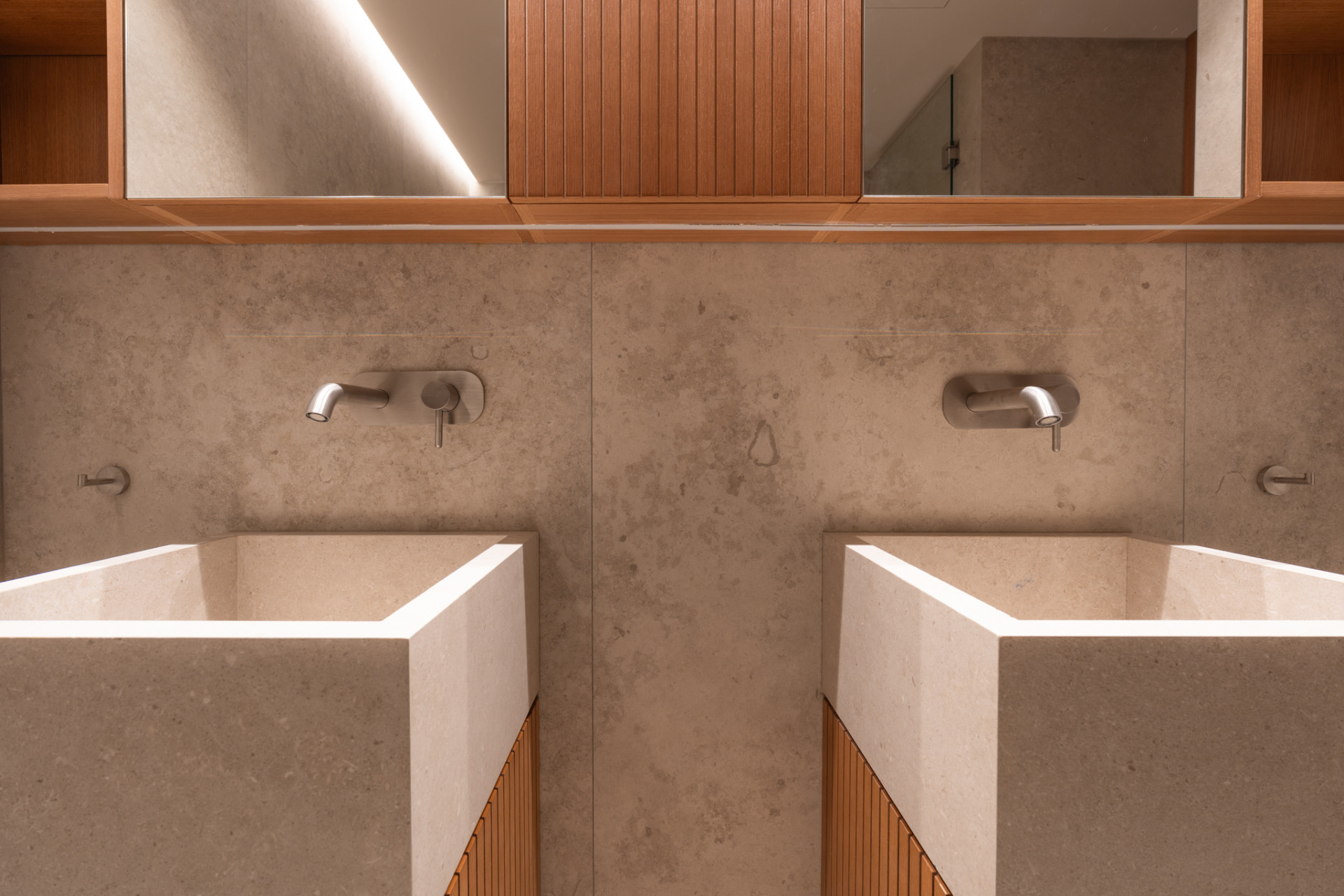 Exklusive Neubau-Villa in Cap Martinet mit Panorama-Meerblick - 13