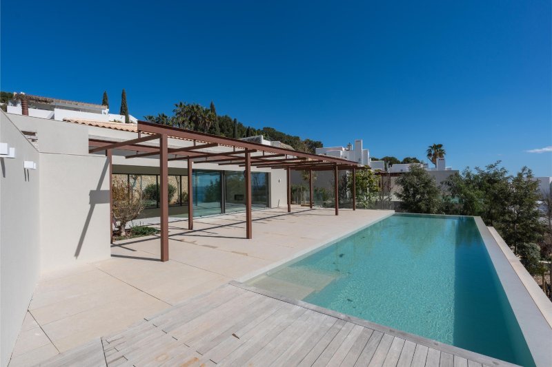 Villa under construction with sea views in Cap Martinet - 4