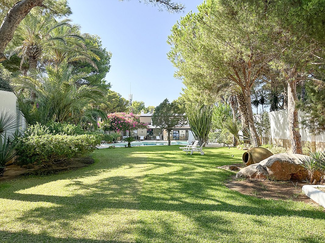 Villa exclusiva con acceso privado al mar - 12
