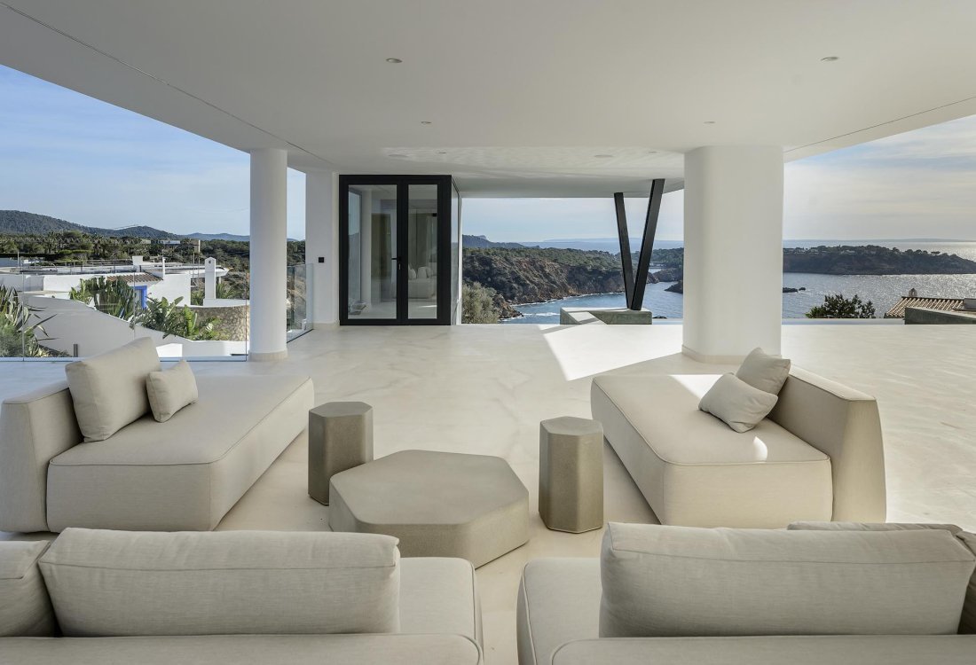 Luxurious newly built villa with top views in a gated community - 48